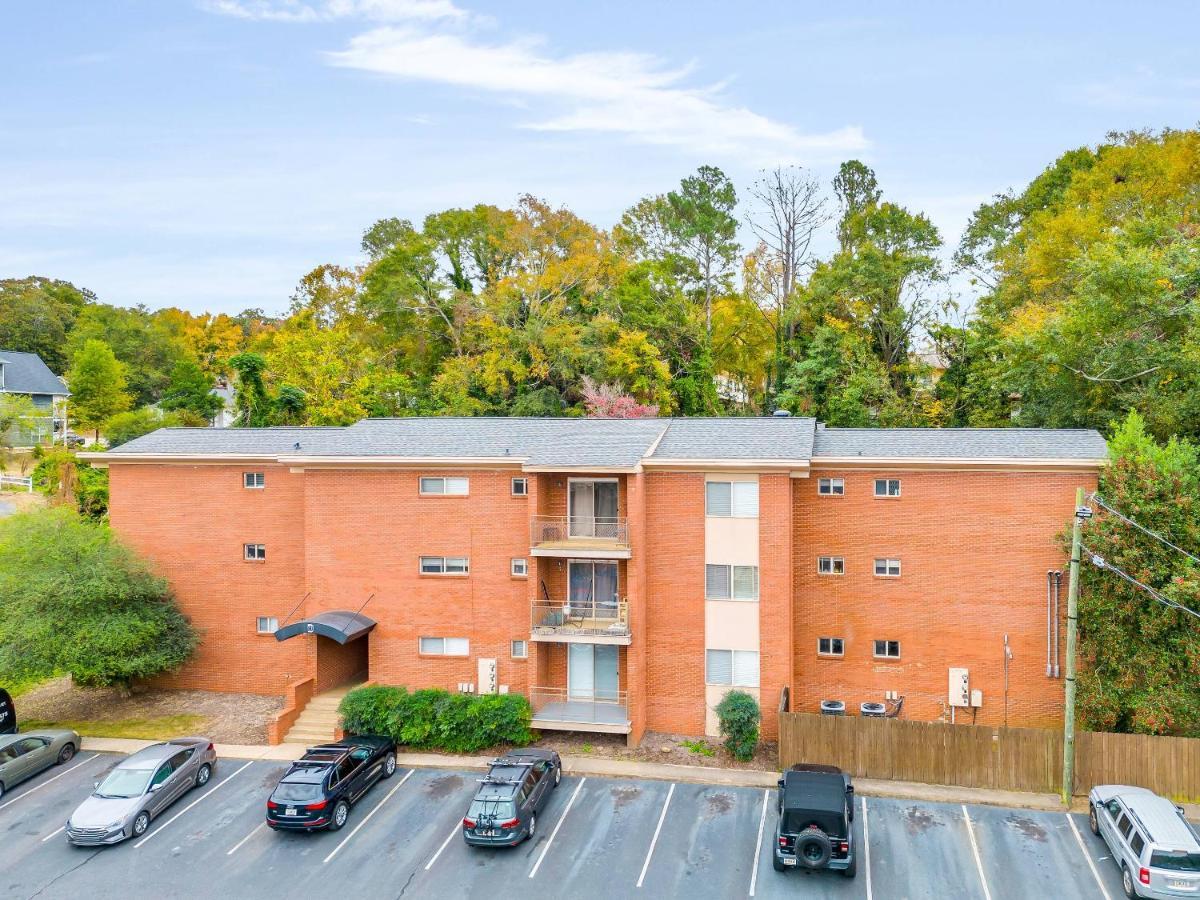 Classic City Getaway - 1 Mile Walk To Sanford Stadium! Атенс Экстерьер фото